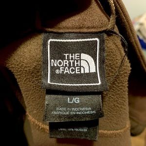 Men’s north face jacket size L